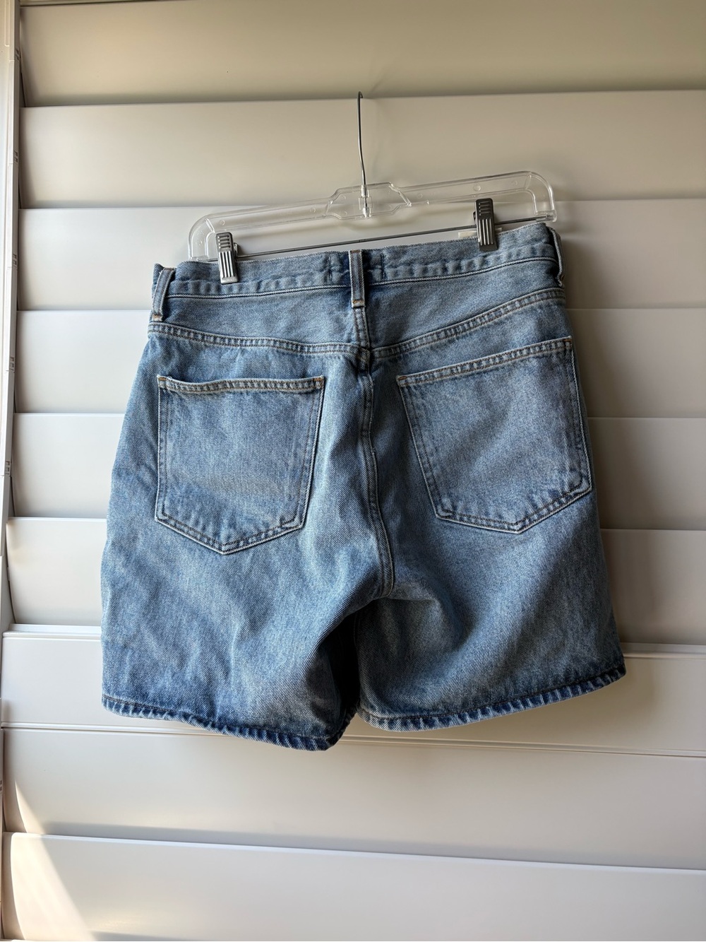 Agolde Light Blue High-Rise cross cross 100% organic cotton Denim Shorts - Picture 2 of 10
